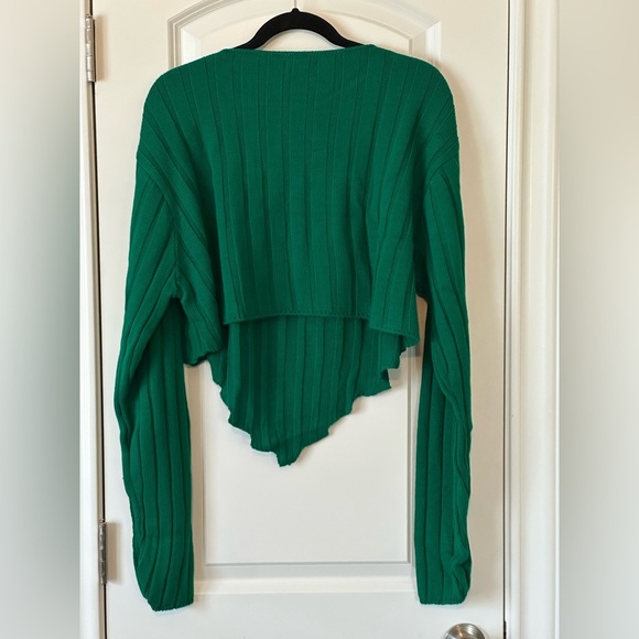 PrettyLittleThing Green Ribbed Long Sleeve Hem Crop, size XXL - Picture 2 of 4